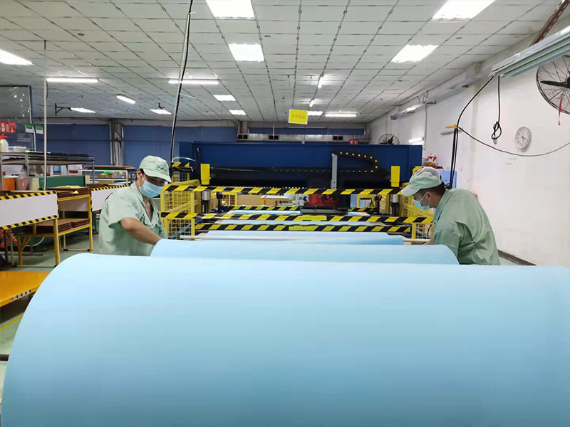 全自動皮帶送料裁斷機