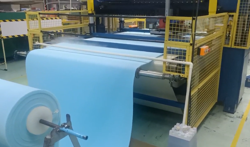 全自動皮帶送料珍珠棉裁斷機